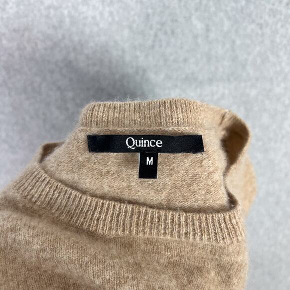 Quince Oatmeal Mongolian Cashmere Crewneck Sweater Size Medium - Picture 9 of 10